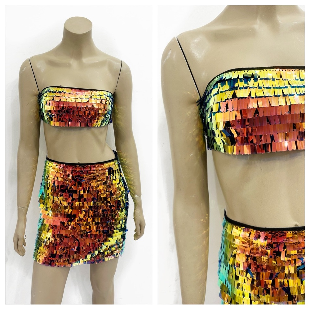 ELLE VOLVE fabulous tiered sequin skirt and bandeau top set. Size XS.